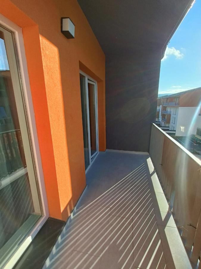 Apartament Cochet Cu Design Modern Apartamento Floreşti Exterior foto